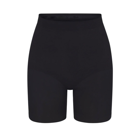 SKIMS Other - NWOB SKIMS SCULPTING SHORT MID THIGH
